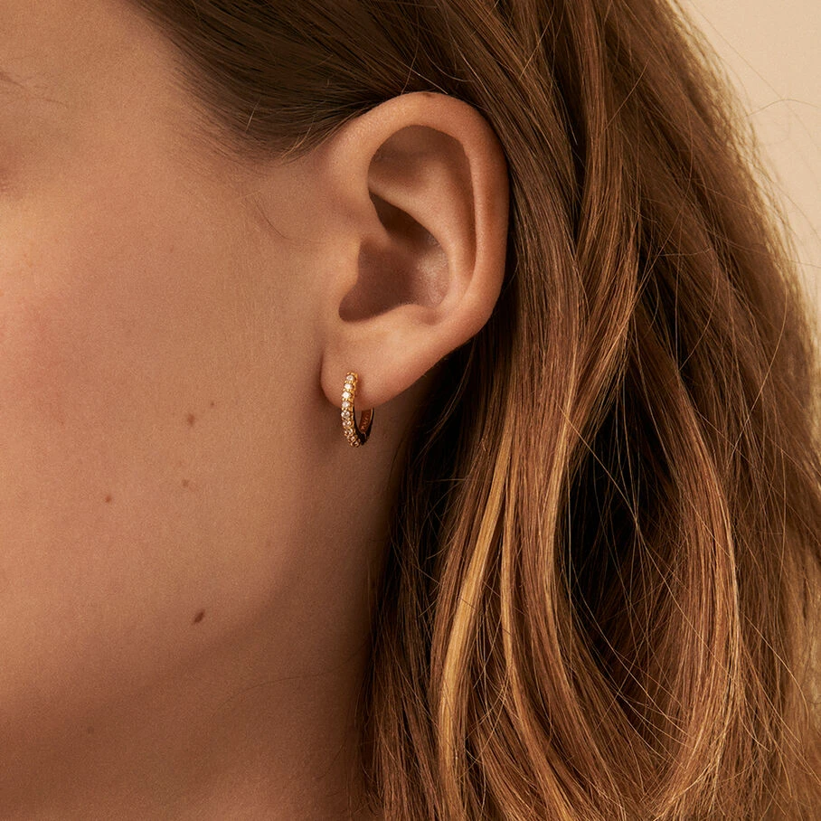 Créoles AUSTRAL - Cristal / Doré 4 Créoles AUSTRAL - Cristal / Doré – Image 2