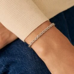 Agatha -Agatha 02420762 050 TU M1