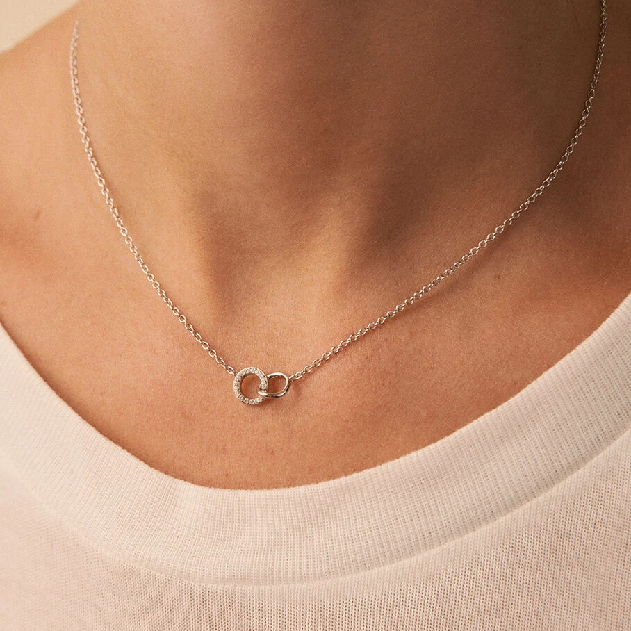 Collier Ras Du Cou RONDOU - Cristal / Argenté 4 Collier Ras Du Cou RONDOU - Cristal / Argenté – Image 2